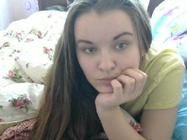 Kniazeva Tits Teen Webcam Model Caucasian Brown Eyes Webcam Straight