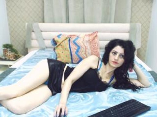 Alexa2sexy Cute Female Pussy Green Eyes Trimmed Pussy Webcam Brunette Straight Tits Webcam Model Caucasian Medium Tits Mature