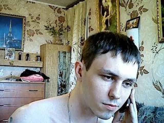 KingAngels Brown Eyes Webcam Model Gay Male Babe Webcam Brunette