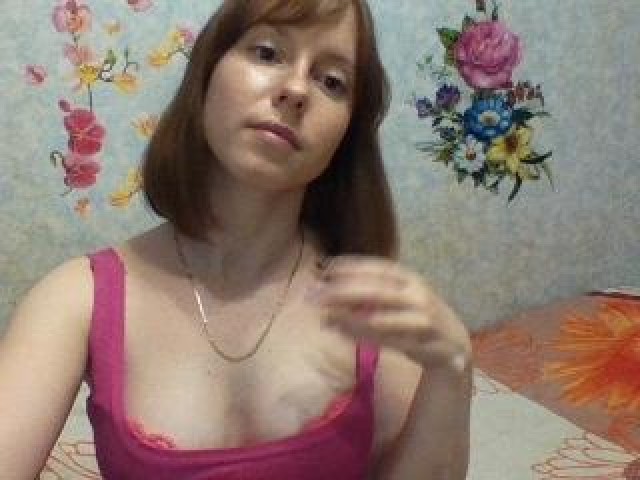 LittleStar Pussy Webcam Model Caucasian Female Brown Eyes Straight