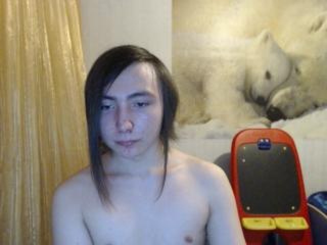 Envy961 Brown Eyes Teen Caucasian Cock Webcam Model Male