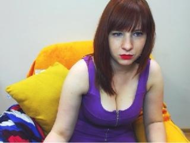 NoemiXKiss Webcam Webcam Model Straight Redhead Large Tits Blue Eyes