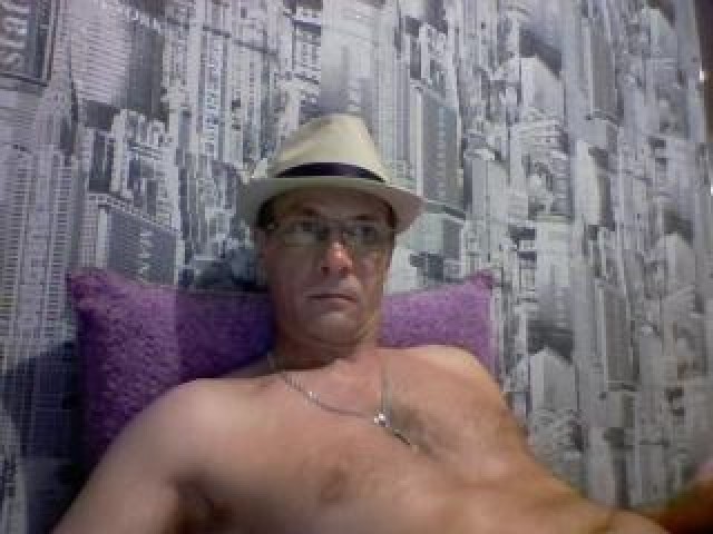 BOIMAKS Webcam Model Gay Male Mature Gray Eyes Trimmed Pussy Webcam