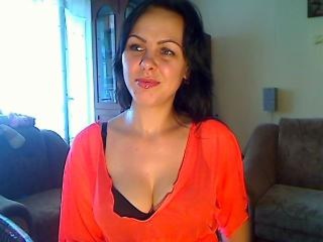 HarrdLove Pussy Webcam Model Female Babe Green Eyes Brunette Webcam