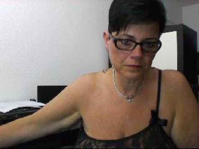 NinaRandmann Hairy Pussy Brunette Webcam Model Female Mature Straight