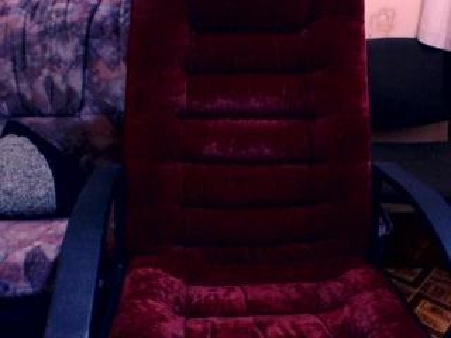 Sexraduga Shaved Pussy Female Brunette Babe Caucasian Webcam Model
