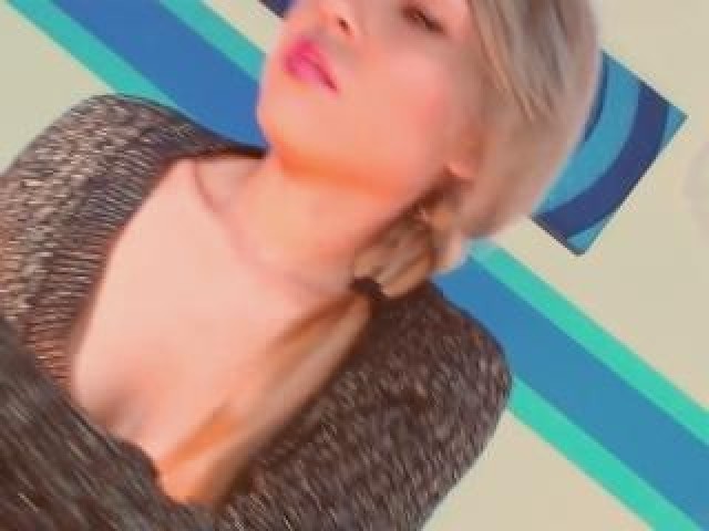 CherryHotx Shaved Pussy Brown Eyes Webcam Model Teen Blonde Tits