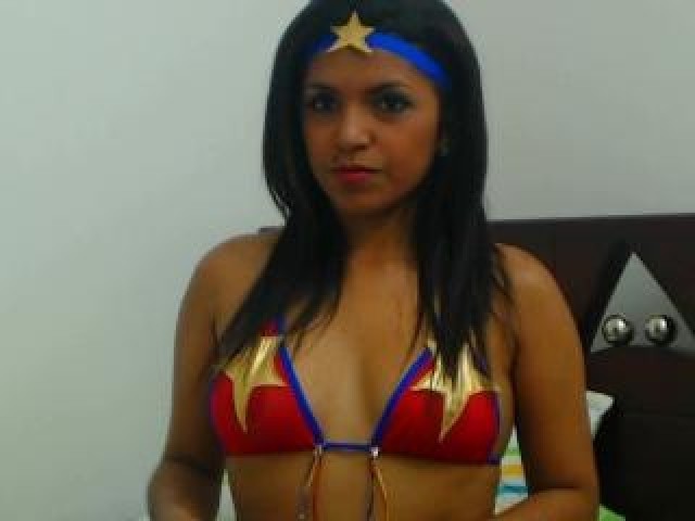 Candela_23 Female Brown Eyes Brunette Straight Tits Babe Webcam Model