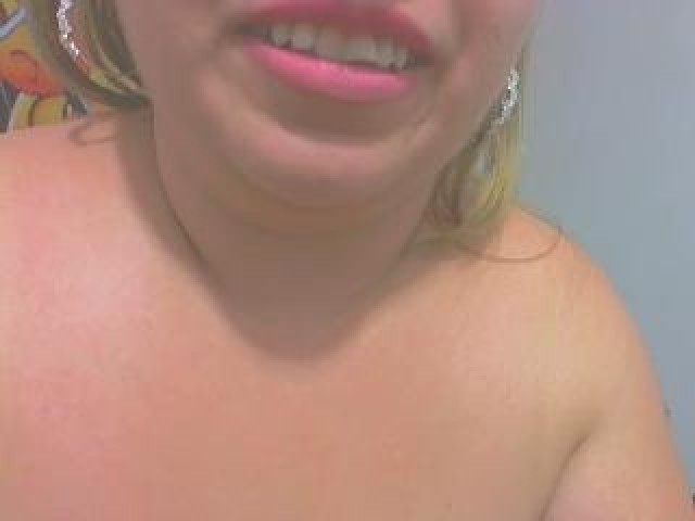 HappyBetty Latina Latino Straight Webcam Webcam Model Blonde