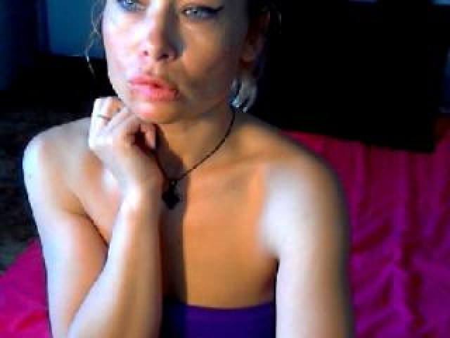 Wowerikawow Caucasian Webcam Crazy Blonde Mature Tits Blue Eyes