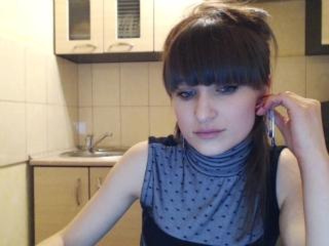 Alya555 Caucasian Webcam Webcam Model Brunette Female Babe Straight