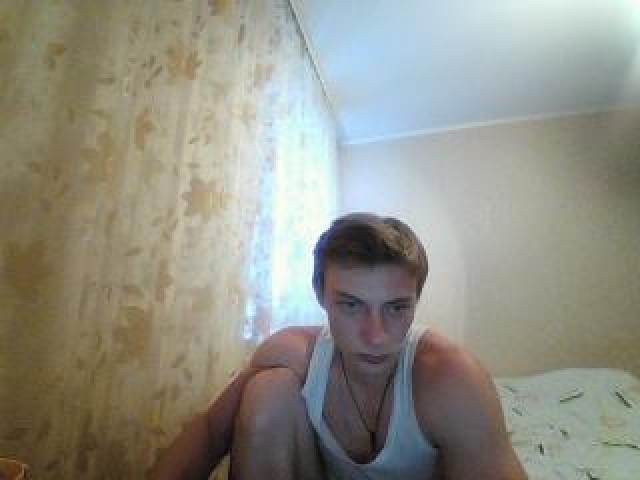 Matvey933 Blue Eyes Webcam Male Babe Trimmed Pussy Cock Blonde Gay