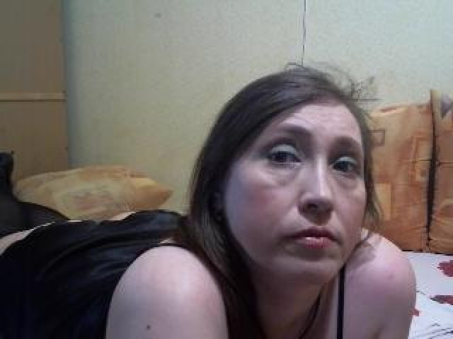 Sexolgunia Caucasian Brunette Female Webcam Model Green Eyes