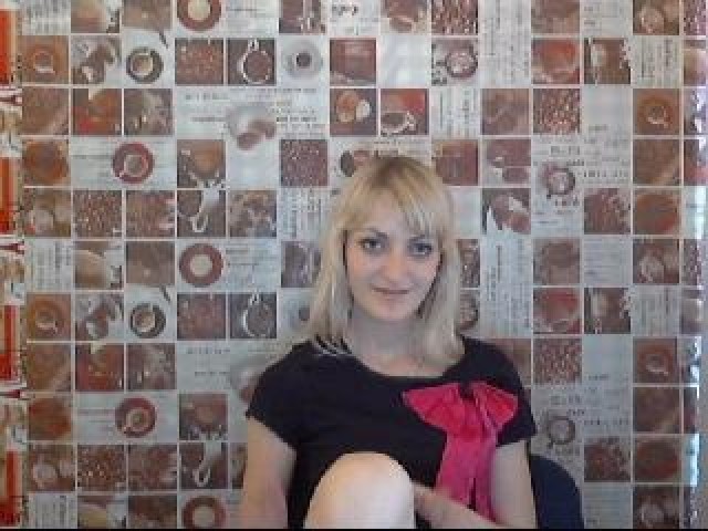 Hottjulia1 Teen Webcam Model Blue Eyes Pussy Large Tits Shaved Pussy