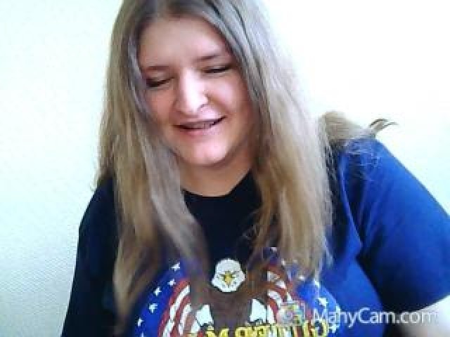 Moi_Sofism Webcam Blonde Webcam Model Shaved Pussy Blue Eyes Straight