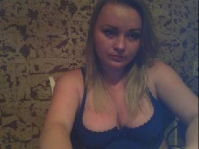 T_a_m_m_y Caucasian Female Shaved Pussy Babe Blonde Webcam Blue Eyes