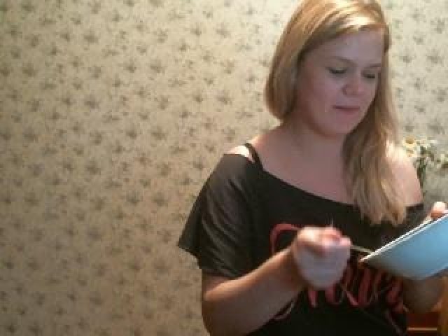 Lanno4ka Caucasian Webcam Model Blonde Teen Shaved Pussy Tits