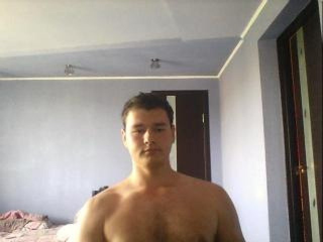 Vitalii19961 Teen Webcam Model Male Gay Trimmed Pussy Webcam Brown Eyes