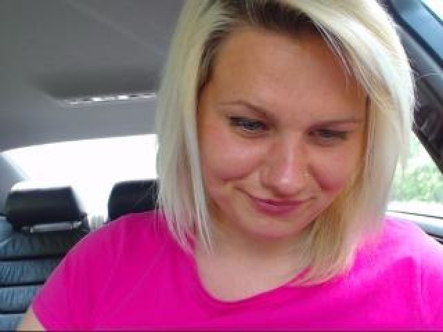 Jesydiamond Webcam Blonde Caucasian Straight Female Couple Babe Pussy