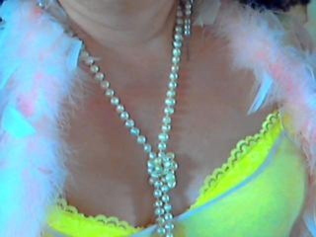 Rolanna389 Mature Medium Tits Webcam Webcam Model Green Eyes