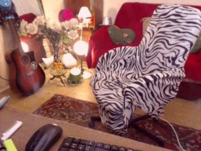 RedDiva Tits Anal Webcam Model Brown Eyes Large Tits Blowjob