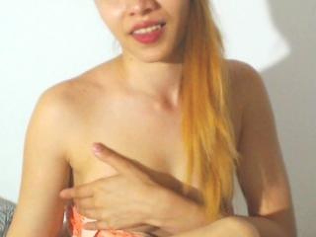 DivineJenny Female Caucasian Pussy Blue Eyes Shaved Pussy Webcam Babe