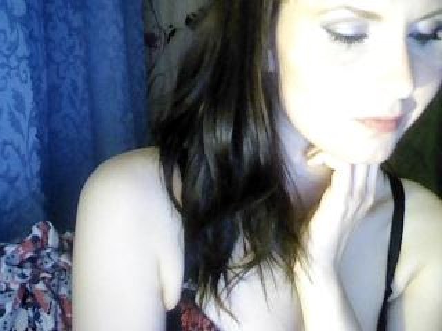 Kristina90909 Brown Eyes Shaved Pussy Webcam Model Female Pussy Babe