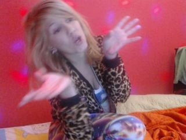 Jessismile23 Pussy Female Tits Blonde Caucasian Webcam Webcam Model