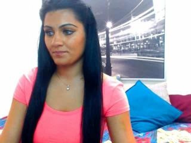 LaraWiliams Shaved Pussy Straight Webcam Model Pussy Female Gray Eyes