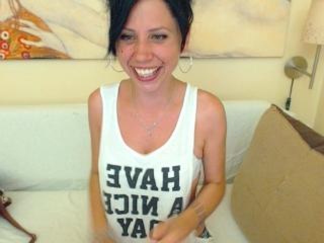 SpicyJewel Female Webcam Model Blue Eyes Shaved Pussy Private Babe