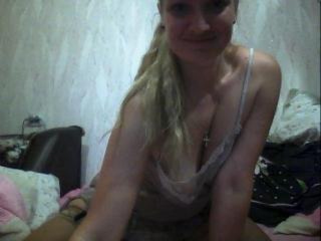 Liannra Tits Webcam Babe Female Straight Webcam Model Green Eyes