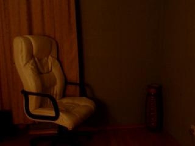 Cornelia Tits Female Brunette Webcam Medium Tits Straight Caucasian