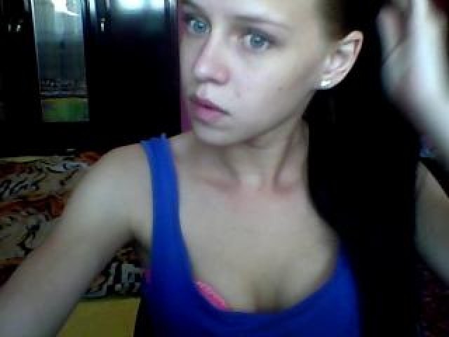 Natka2772 Webcam Model Caucasian Pussy Webcam Teen Female Blue Eyes