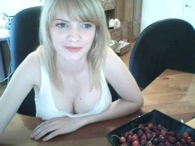 Maria_sss Pussy Webcam Webcam Model Shaved Pussy Tits Blonde Babe