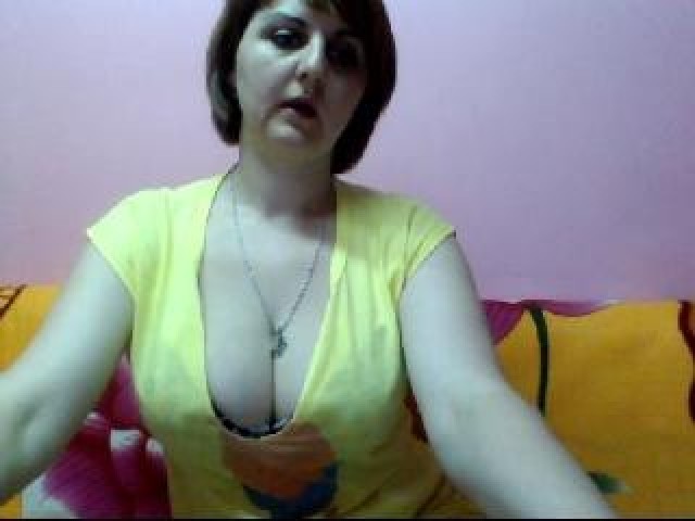 FlowerQuee77 Straight Green Eyes Webcam Model Tits Brunette Female Asian