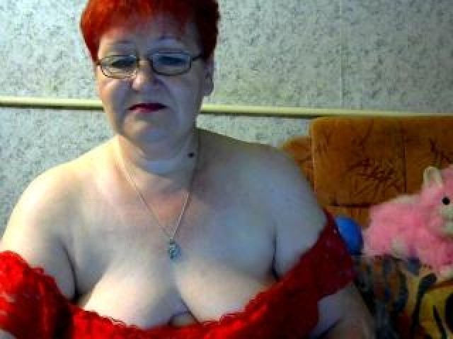 Deizeri Medium Tits Webcam Tits Female Webcam Model Mature Pussy