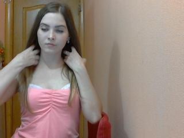 ULliya22 Small Tits Webcam Model Straight Tits Brown Eyes Teen
