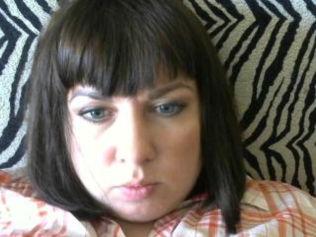 Arina_XxX Webcam Model Straight Pussy Gray Eyes Webcam Babe Female