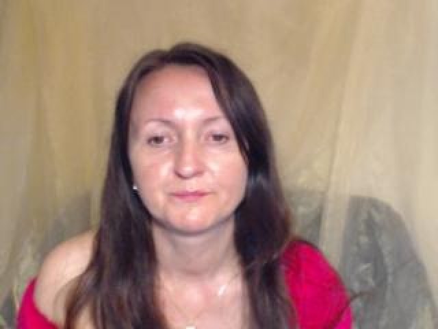DonnaKiss Tits Shaved Pussy Female Webcam Model Webcam Brown Eyes