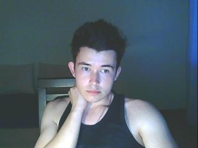 Maugli77 Caucasian Teen Brown Eyes Brunette Gay Webcam Webcam Model