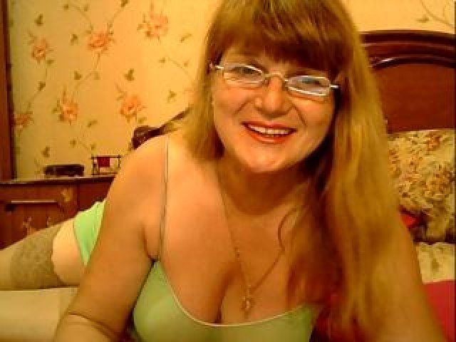 Madam0101 Webcam Model Green Eyes Tits Mature Hairy Pussy Female