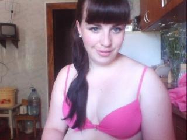 KeiraBaby2 Webcam Model Tits Straight Shaved Pussy Blue Eyes Babe