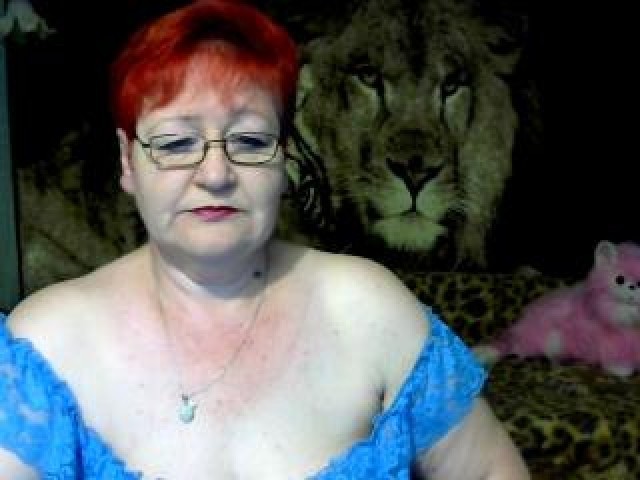 Deizeri Brown Eyes Webcam Mature Medium Tits Female Redhead Tits