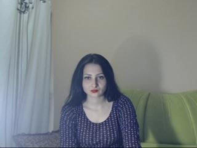 MackenzieSun Webcam Model Medium Tits Female Tits Babe Brunette