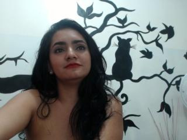 Sammhy Live Large Tits Brunette Tits Webcam Model Pussy Green Eyes