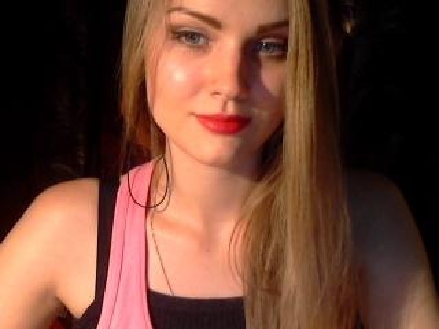 Alice Inw Live Webcam Caucasian Medium Tits Pussy Gray Eyes Shaved
