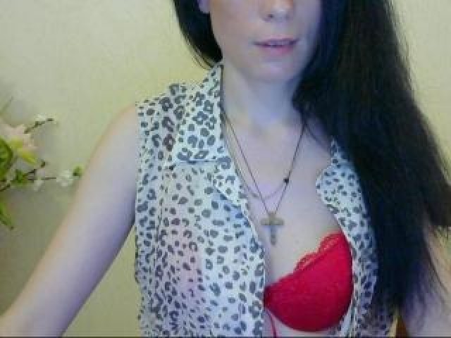 Nikolbeauty Live Caucasian Shaved Pussy Small Tits Brown Eyes