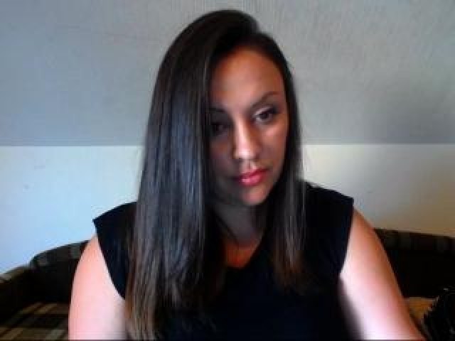 FanttasyXGirl Large Tits Brown Eyes Shaved Pussy Webcam Model Brunette