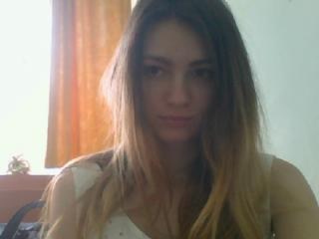 Milanika Caucasian Webcam Model Brown Eyes Straight Female Webcam