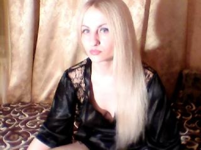 Whiteangel Live Female Blonde Babe Pussy Model Shaved Pussy Blue Eyes